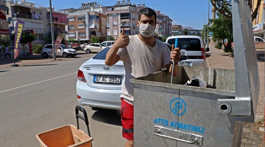 Çöp toplayarak KPSS'de Türkiye 25'incisi oldu
