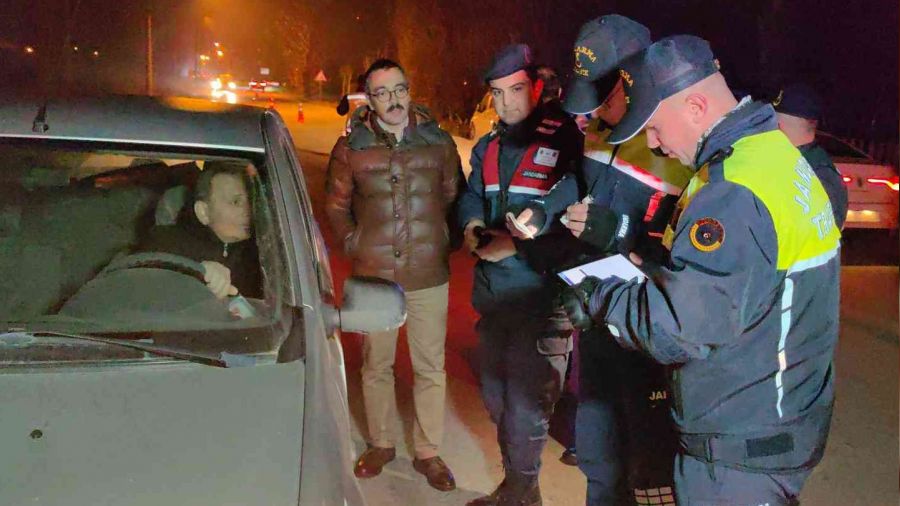 Ehliyetsiz sürücünün savunması şaşırttı: "Ekmek almaya gidiyorduk"