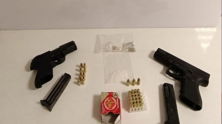 Eskişehir'de çok sayıda tabanca ve uyuşturucu madde ele geçirildi