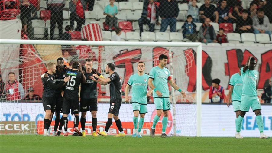 Evinde 5 hafta sonra kaybetti