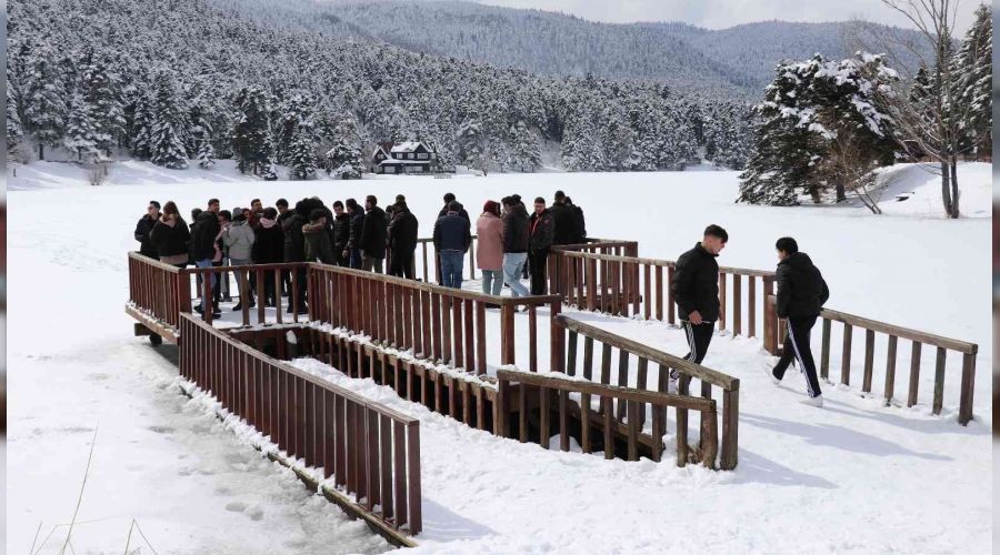 Gölcük Tabiat Parkı tatilcilerin ilgi odağı