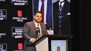  Hseyin Ba: ABDde bakan deiti diye bizde kabine deiiyor. Tam bir mstemleke