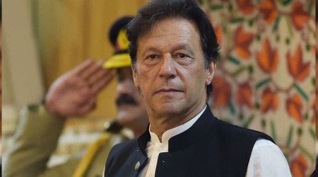 İmran Han'dan, Cumhurbaşkanı'na 'Meclisi feshetme' çağrısı