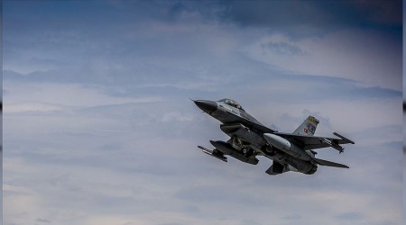 Irak'ın kuzeyine hava harekatı