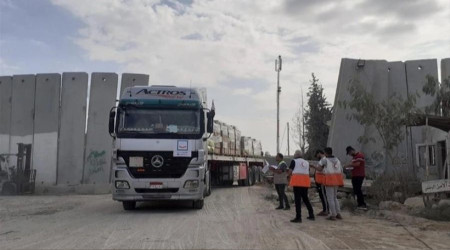 srail'in Gazze'yi abluka altnda tutmasnn 41. gnnde ilk yakt sevkiyat balad