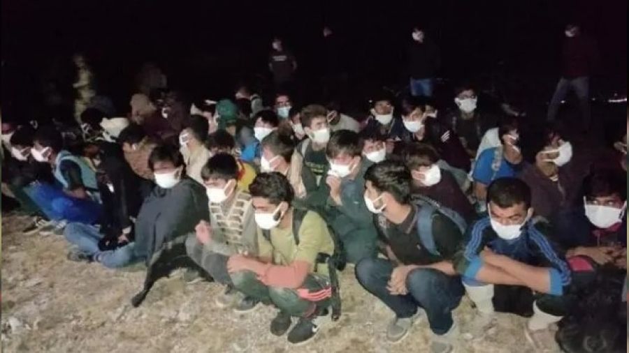 İstanbul'da basılan evden 47 kaçak göçmen çıktı