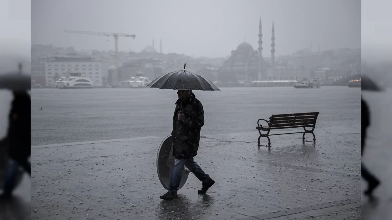 stanbul'da saanak