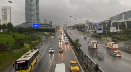 stanbul'da yamur sonras trafik younluu