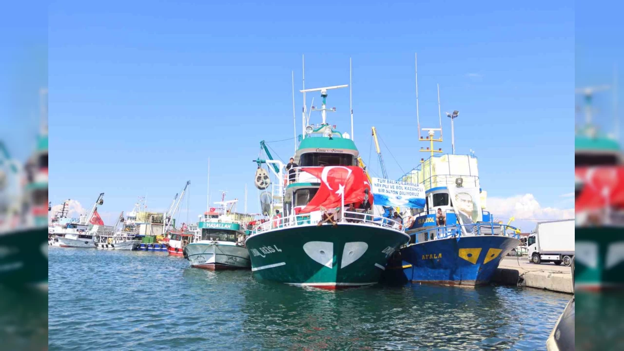 zmir'de balklar 'Vira Bismillah' dedi