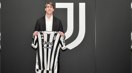 Juventus Vlahovic için servet ödedi