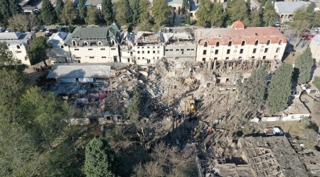 Katliam yaparak Azerbaycan'ı tahrik ediyor