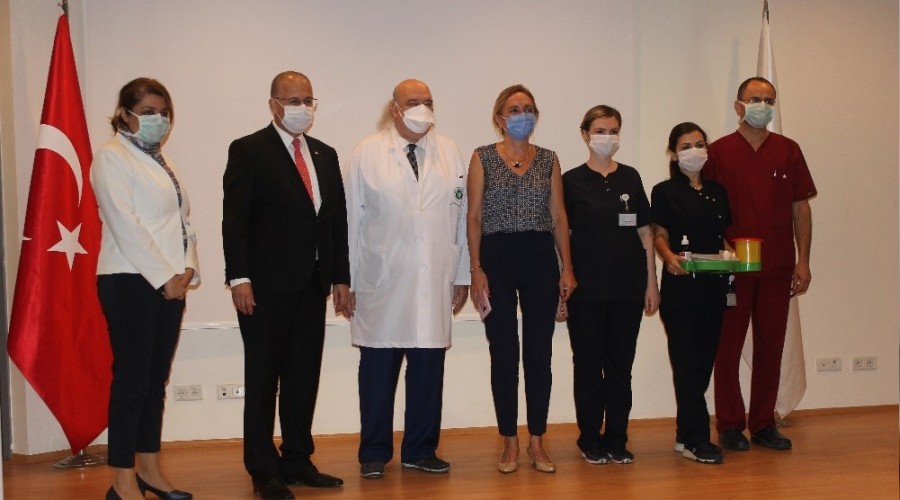 Korona aşısının denendiği 30 kişide yan etki görülmedi