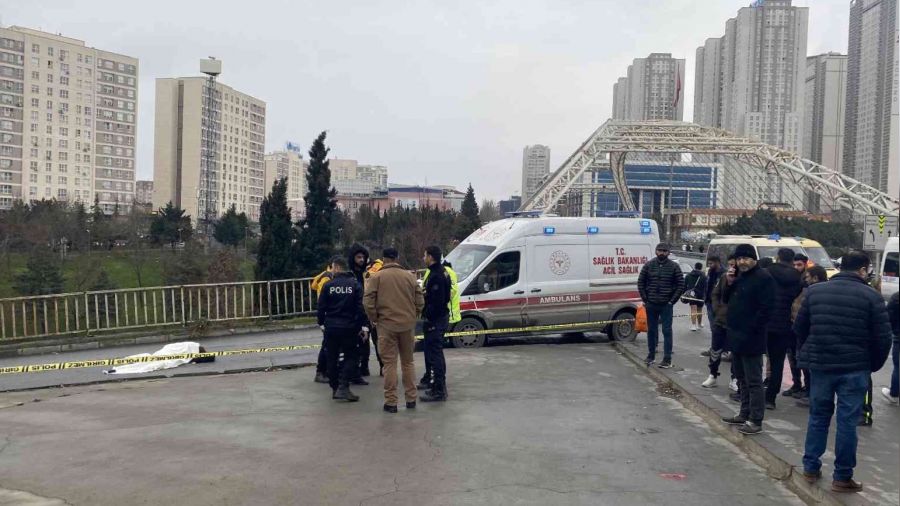 Midibüsün çarptığı kadın hayatını kaybetti