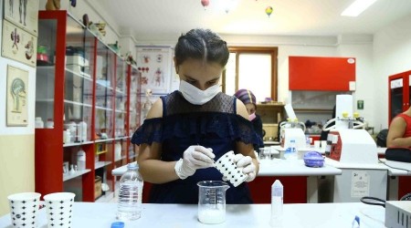 Muz ve patates kabuğundan plastik