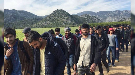 "Neredeyse hepsi cepheden silahını alıp Türkiye'ye gelmiş gençler"