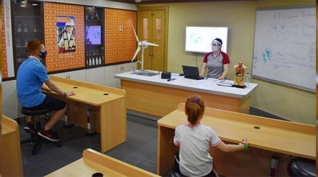 Okullar yarın yüz yüze eğitime başlıyor