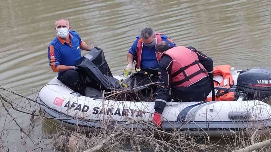 Sakarya Nehri'nde kadın cesedi bulundu