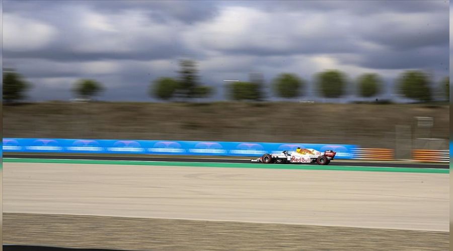 Şampiyonluk yolunda avantaj Verstappen'in