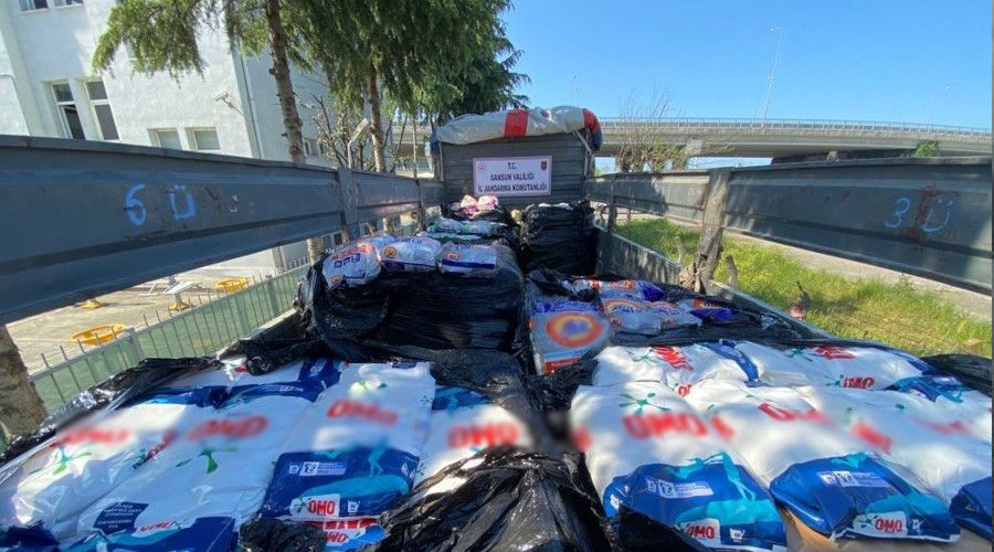 Samsun'da 11 ton faturasız taklit temizlik malzemesi ele geçirildi
