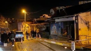 Sarıyer'de kolonlarında çatlak oluşan 2 katlı bina boşaltıldı