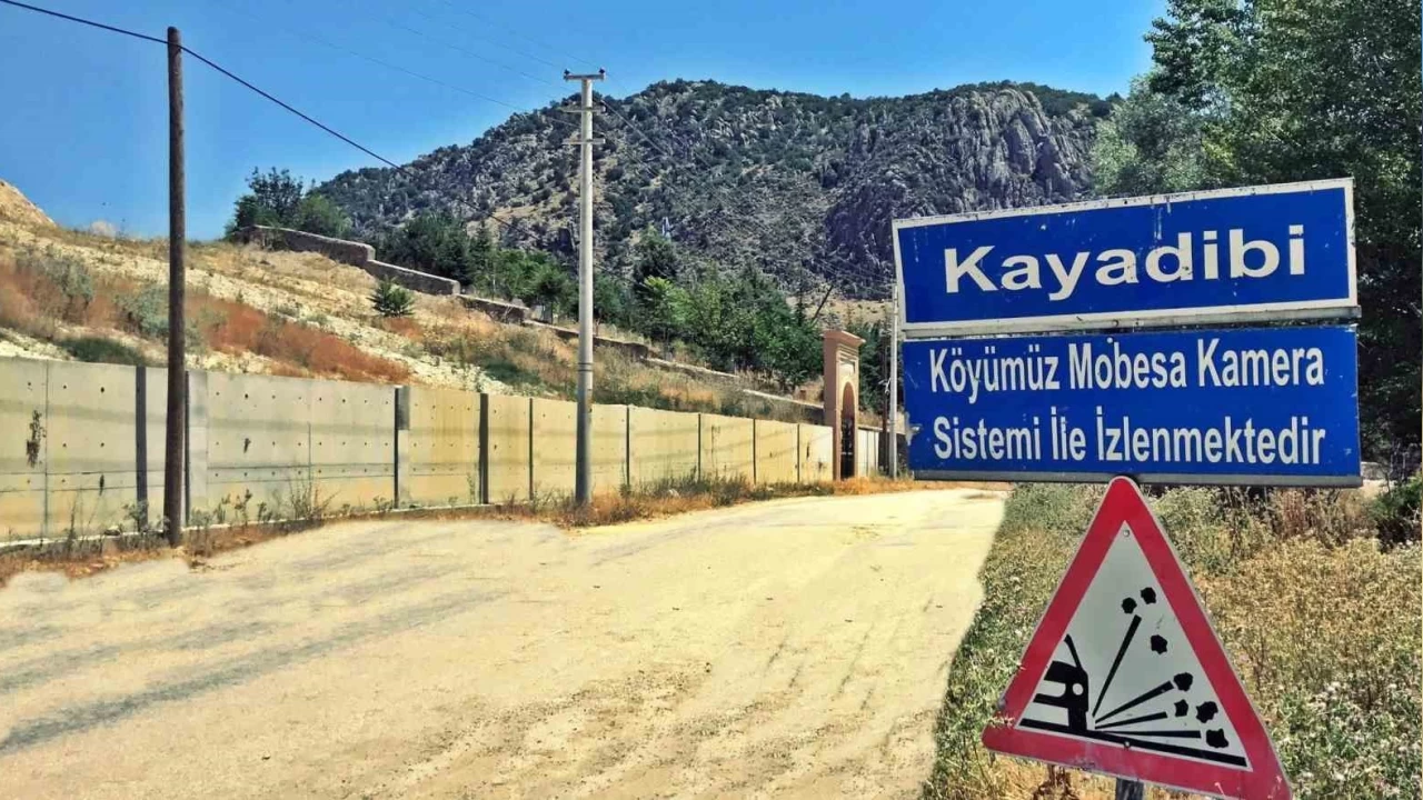 Su israfı yapan köylülere muhtardan duyulmamış anons