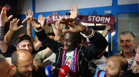 Trabzonspor Batista Mendy'i Trabzon'a getirdi