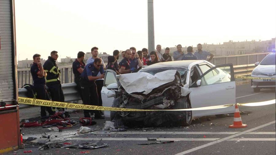 Trafik kazaları bitmiyor... Batman'da feci kaza: 3 ölü 1 yaralı