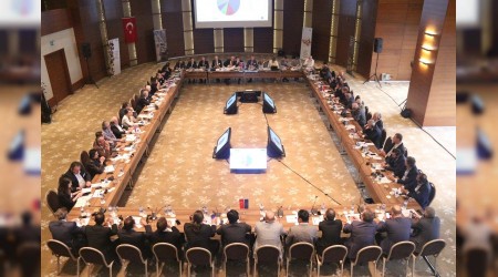 Türkiye fındıkta arayı açıyor