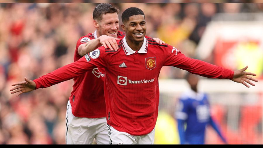 United zirve takibini sürdürdü