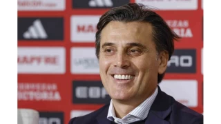 Vincenzo Montella: "Odağımız mart ayında oynayacağımız play-off maçları"