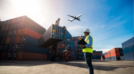 Virüs lojistik sektörünü vurdu