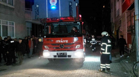 Yangında 20 kişi dumandan etkilendi