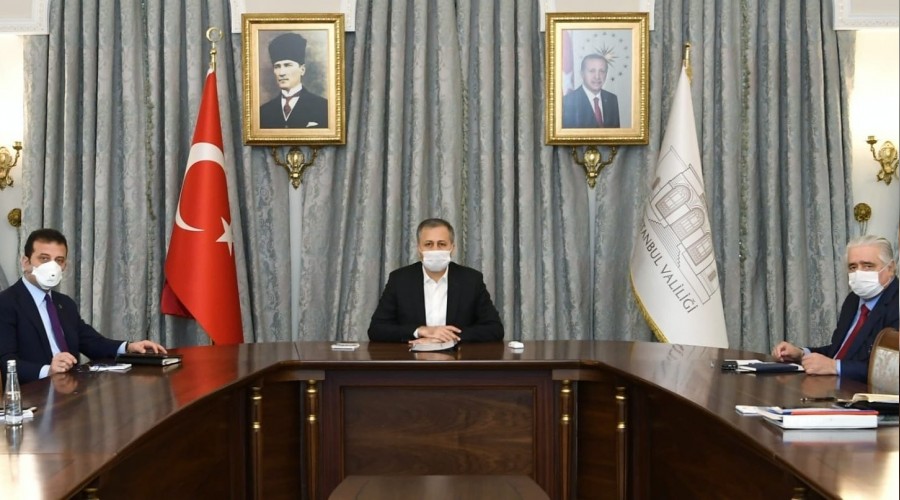 Yasaklar yürürlüğe girdi