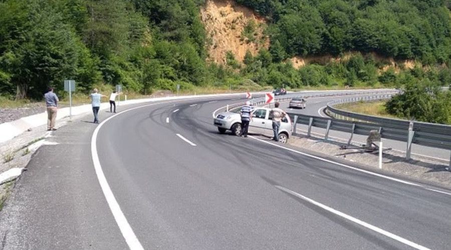 Yola mazot döküldü peş peşe kazalar yaşandı
