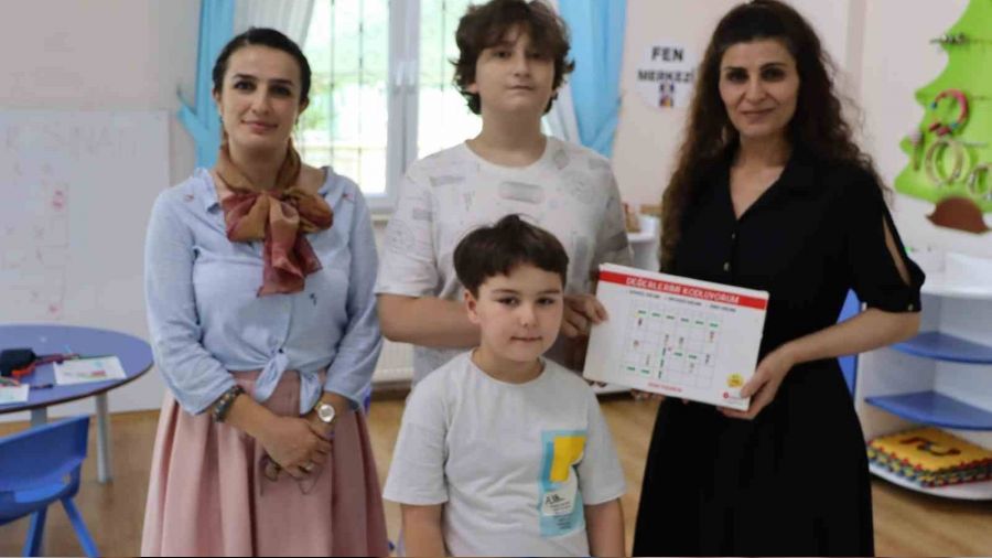 13 yaşında geliştirdiği oyunla çocukları eğitiyor