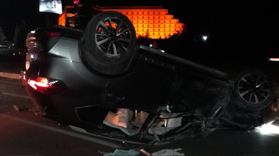 Afyonkarahisar'da iki otomobil çarpıştı: 4 yaralı