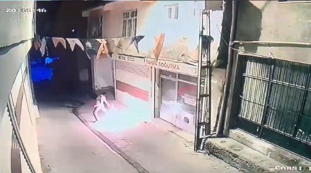 AK Parti Hani İlçe Binası'na molotoflu saldırıda 2 gözaltı