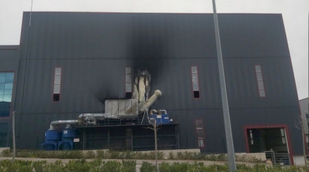 Alüminyum fabrikasında korkutan yangın