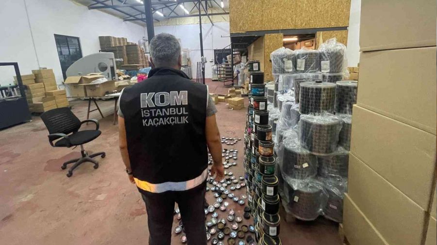 Beykoz'da 1 ton 777 kg nargile tütünü ele geçirildi