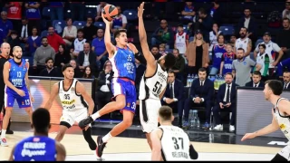 ekimeli mata Anadolu Efes kazand 