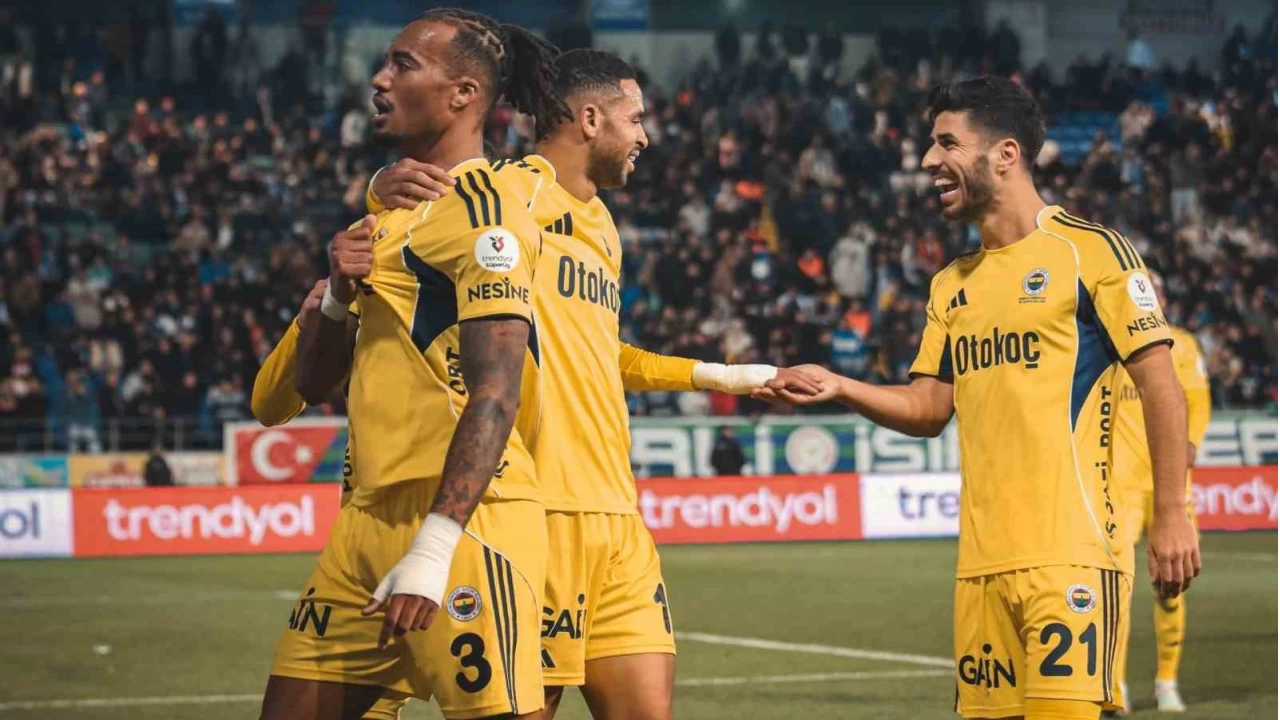 Fenerbahçe'den Rize deplasmanında müthiş geri dönüş