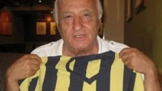 Fenerbahe'nin eski futbolcusu Ogn Altparmak hayatn kaybetti