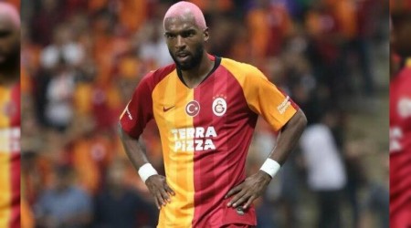 Galatasaray'da srpriz ayrlk