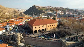 Hac Bayram- Veli Camii'nde kandil younluu