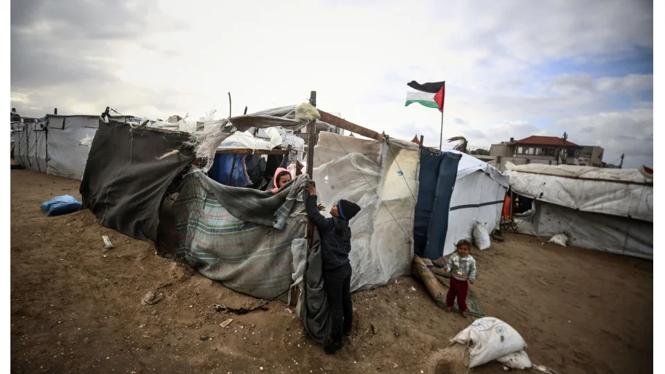 İsrail, ateşkesi saldırı için fırsata çeviriyor