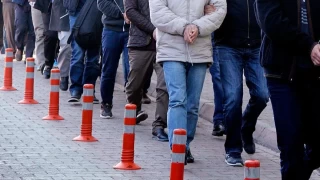 stanbul merkezli "panel" operasyonunda yakalanan phelilerden 44' tutukland