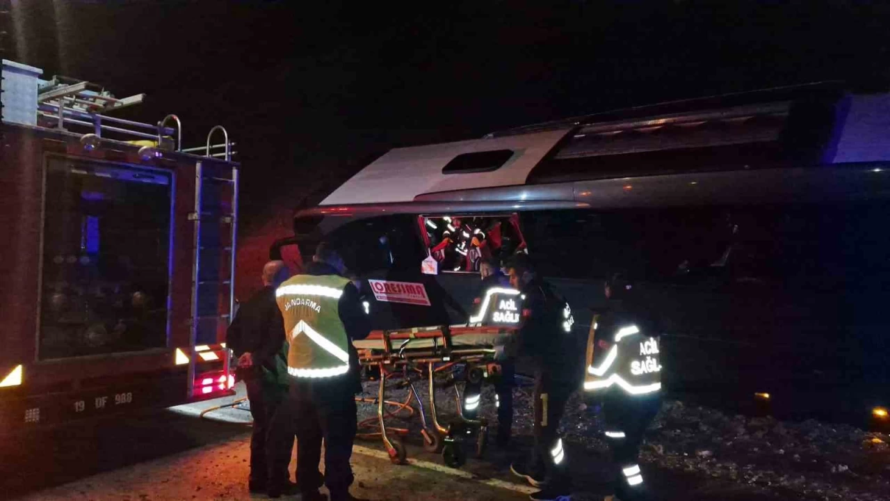 Karnavaldan dönüyorlardı... 23 yaralı