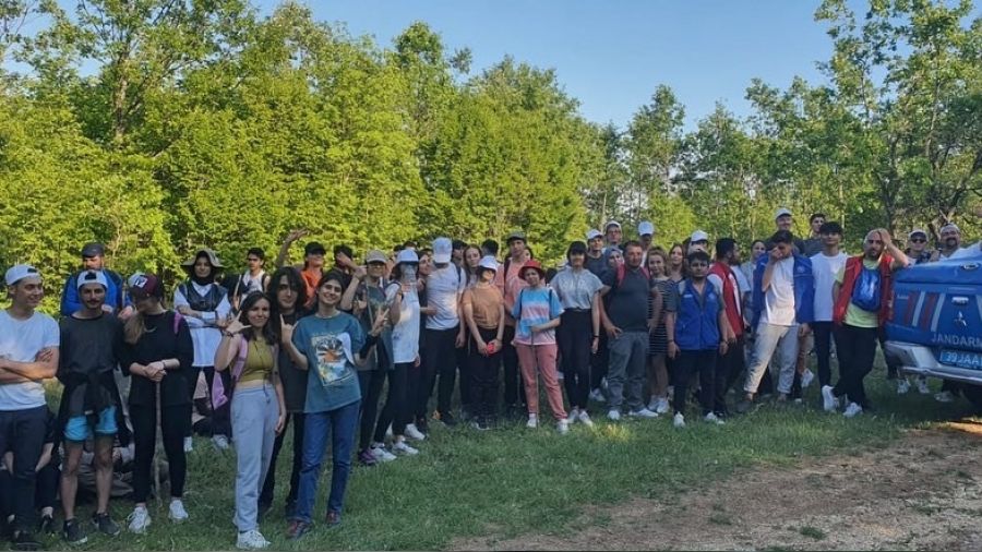 Ormanlık alanda kaybolan üniversiteliler bulundu
