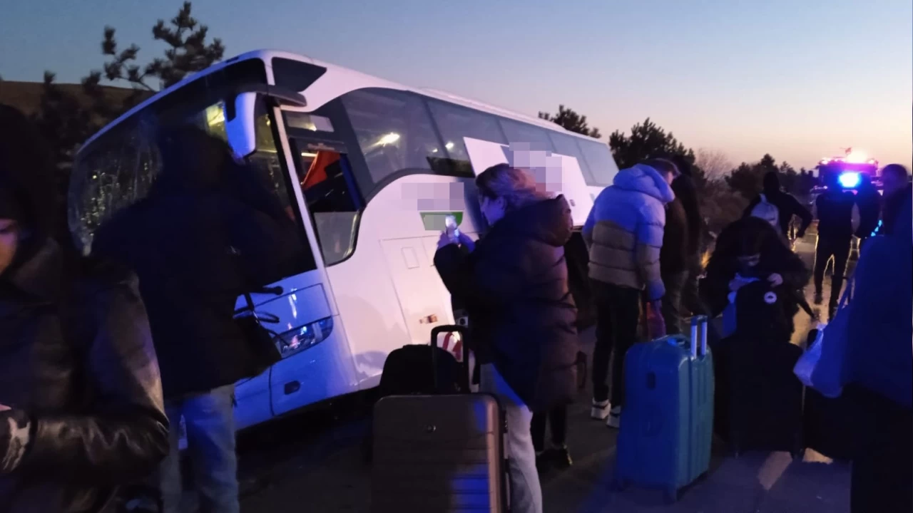 Refüje giren yolcu otobüsünde faciadan dönüldü