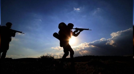 Roket saldırısı sonucu yaralanan asker şehit oldu